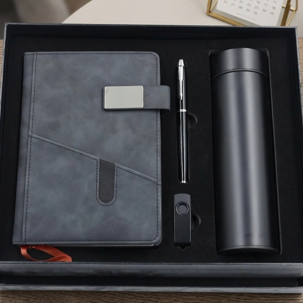 The executive Noir Collection